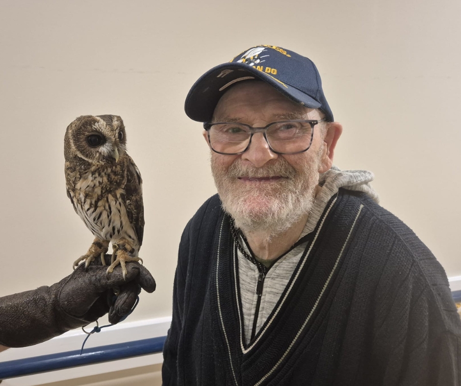 Signature House Enjoy a Visit from Sharandys Birds of Prey Image